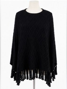 🆕 [A Ruby] Diamond Knit Black Poncho | Size 3/4 (M/L) | Soft Knit Layering Cape
